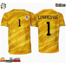 Camisa de Futebol Croácia Dominik Livakovic #1 Goleiro Equipamento Principal Europeu 2024 Manga Curta